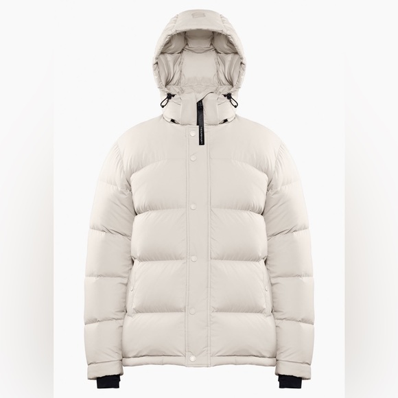 Aritzia Super Puff in Matte Pearl - Picture 7 of 10